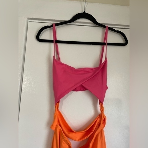 Pink and Orange Color Block cut out midi dress Size Medium - Picture 6 of 10